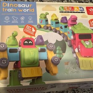 Dinosaur Train World Building Set - Multicolor